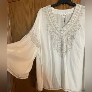 Plus size 3X embroidered blouse